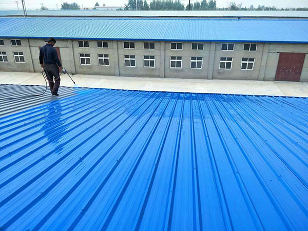 喀什 彩钢瓦喷漆翻新工业厂房、仓库